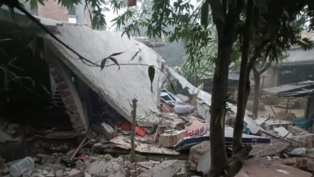 Three people were killed on Sunday night in an explosion in Sagarpara (HT Photo)