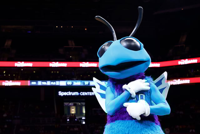 Charlotte Hornets mascot Hugo gifted a young fan a PS5 during a break in the game against the Philadelphia 76ers.