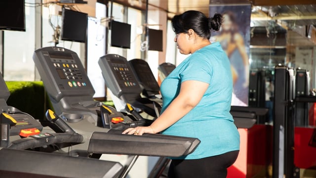 Obese people can reduce the risk of an advanced brain age by boosting their exercise levels, according to the study