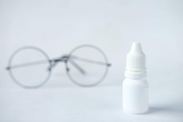 generic eye drops bottle
