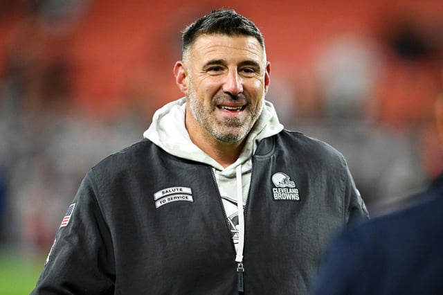 Coaching consultant Mike Vrabel of the Cleveland Browns looks on prior to a game against the Pittsburgh Steelers at Huntington Bank Field on Nov. 21, 2024 in Cleveland, Ohio. 