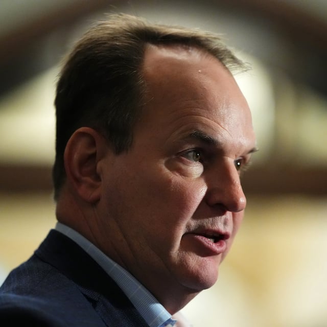 Minister of Employment, Workforce Development and Labour Steven MacKinnon talks to reporters during a break in a Liberal caucus meeting in Ottawa on Wednesday, Jan.8, 2025. THE CANADIAN PRESS/Sean Kilpatrick