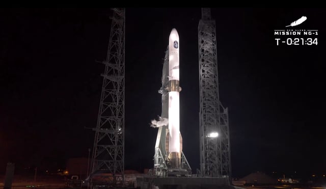New Glenn on the launch pad before its first launch attempt, scrubbed because of a technical problem.
