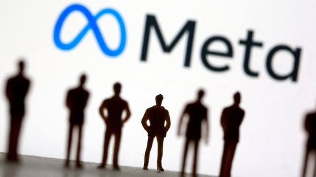 «J’ai décidé de placer la barre plus haut en matière de gestion des performances et d’éliminer plus rapidement les personnes peu performantes», a déclaré le PDG de Meta, Mark Zuckerberg, dans le mémo.
