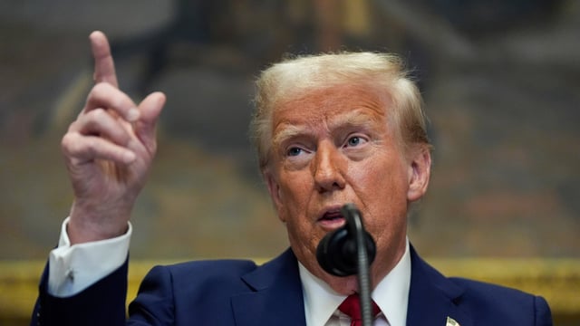 President Donald Trump on Tuesday said that he liked both sides of the argument about the H1-B visa