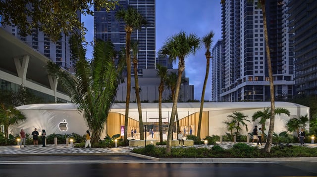 The new Apple Miami Worldcenter store in downtown Miami includes local materials in its construction.