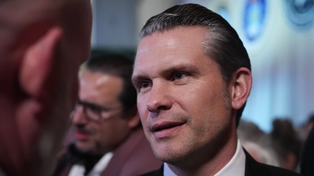 Pete Hegseth&#39;s ex-wife reportedly spoke to the FBI about his drinking.