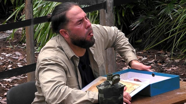 Maurice Dziwak bei der Dschungelprüfung