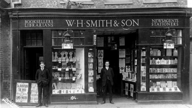 A branch of WH Smith in 1918, a time when the bulk of sales were of newspapers, periodicals and books