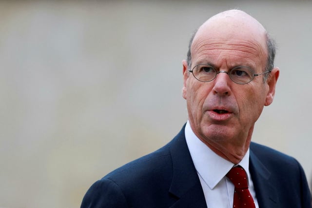Le ministre de l’Économie, Éric Lombard, dit ne pas partager la vision de Bruno Retailleau sur l'immigration.
