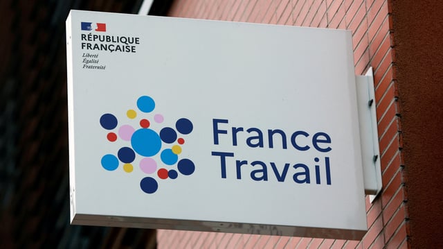 Le nombre de demandeurs d’emploi inscrits à France Travail a augmenté de 3,9 % au quatrième trimestre 2024 par rapport au troisième trimestre.
