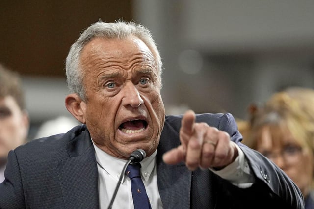 Devant les sénateurs américains, Robert Kennedy Jr a souvent été mis en difficulté sur ses positions changeantes.
