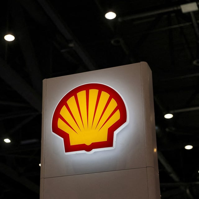 FILE PHOTO: A Shell logo is pictured during the European Business Aviation Convention & Exhibition (EBACE) in Geneva, Switzerland, May 23, 2022. REUTERS/Denis Balibouse/File Photo