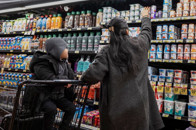 Customers shop at a grocery store on Jan. 15, 2025, in Chicago.