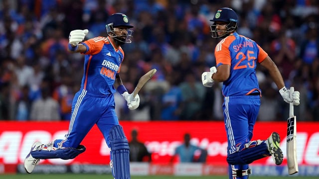 Hardik Pandya and Shivam Dube formed an 87-run stand for the sixth wicket, helping India post over 180 runs on the board. REUTERS/Anushree Fadnavis