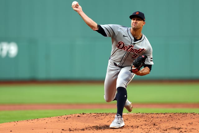 Starting pitcher Jack Flaherty #9 of the Detroit Tigers throws against the Boston Red Sox during the first inning at Fenway Park on May 30, 2024 in Boston, Massachusetts.
