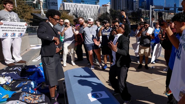 Dallas-Fans trauern nach dem Weggang von NBA-Superstar Luka Doncic