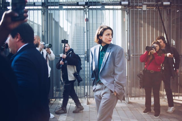 Adèle Haenel quitte le tribunal de Paris après le délibéré dans le procès du réalisateur Christophe Ruggia, le 3 février 2025.