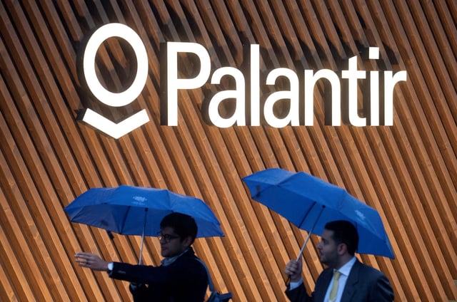 The logo of U.S. software company Palantir Technologies is seen in Davos, Switzerland, May 22, 2022. Picture taken May 22, 2022.   REUTERS/Arnd Wiegmann/File Photo