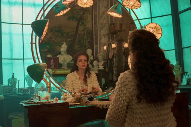  Angelina Jolie joue Maria Callas dans <em>Maria</em> de Pablo Larrain.
