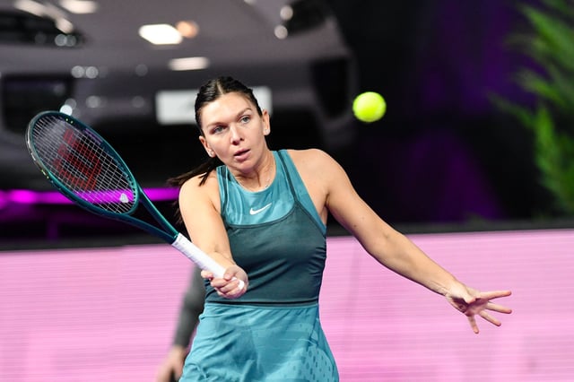 Simona Halep playing at the Transylvania Open on February 4, 2025.