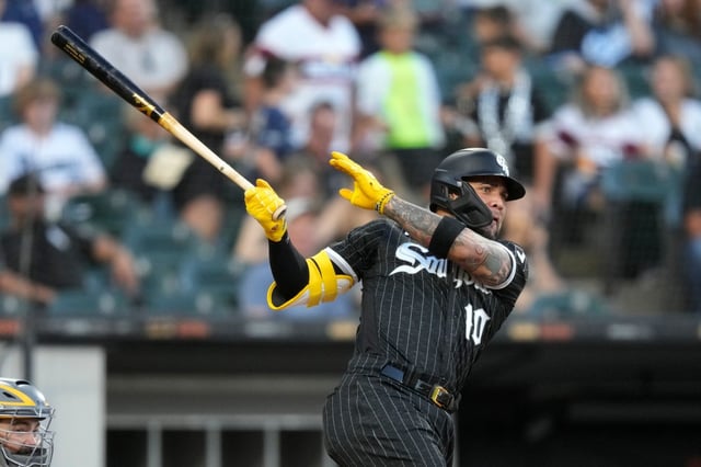The Angels on Thursday agreed with infielder Yoán Moncada on a one-year, $5 million deal, according to multiple reports. A switch-hitter, Moncada has a career .756 OPS, but he has played only 208 games over the previous three years. (AP Photo/Charles Rex Arbogast)