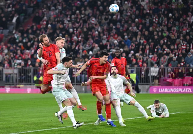 Soccer Football - Bundesliga - Bayern Munich v Werder Bremen - Allianz Arena, Munich, Germany - February 7, 2025 Bayern Munich's Harry Kane in action REUTERS/Angelika Warmuth