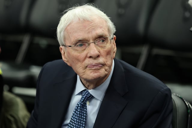 MILWAUKEE, WISCONSIN - FEBRUARY 09: ESPN analyst Hubie Brown watches action prior to a game between the Milwaukee Bucks and the Philadelphia 76ers at Fiserv Forum on February 09, 2025 in Milwaukee, Wisconsin.