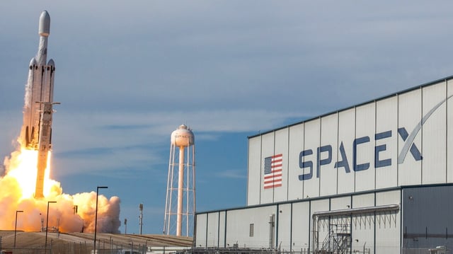 Filtronic will provide SpaceX with radio-frequency power amplifiers for its low-orbit satellite system