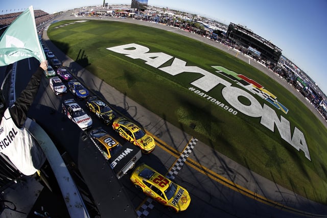Joey Logano, driver of the #22 Shell Pennzoil Ford, leads the field to the green flag to start the NASCAR Cup Series Daytona 500 at Daytona International Speedway on February 19, 2024 in Daytona Beach, Florida.