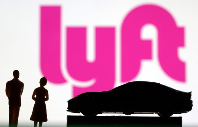 Lyft logo is seen in this illustration taken June 27, 2022. REUTERS/Dado Ruvic/Illustration/File Photo