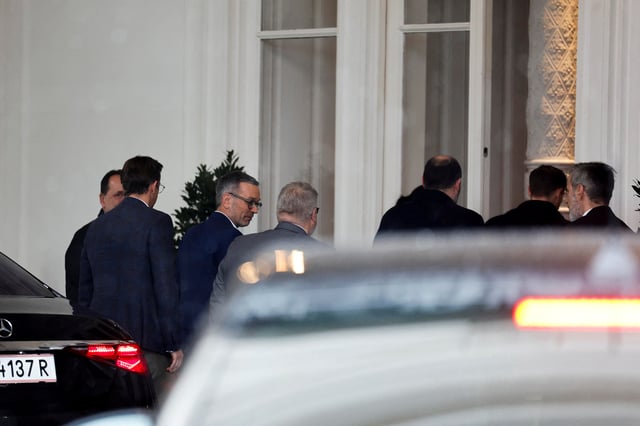Austrian far-right Freedom Party (FPO) leader Herbert Kickl arrives to the presidential office in Hofburg Palace to meet the Austrian President Alexander van der Bellen in Vienna, Austria, February 12, 2025. REUTERS/Lisa Leutner