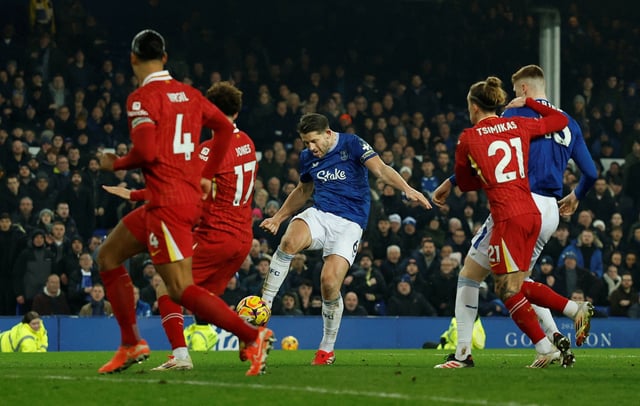 Soccer Football - Premier League - Everton v Liverpool - Goodison Park, Liverpool, Britain - February 12, 2025 Everton's James Tarkowski scores their second goal Action Images via Reuters/Jason Cairnduff