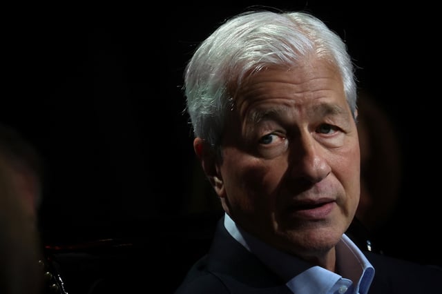 Jamie Dimon, Chairman and Chief Executive officer (CEO) of JPMorgan Chase & Co. (JPM) speaks to the Economic Club of New York in Manhattan in New York City, U.S., April 23, 2024. REUTERS/Mike Segar/File Photo