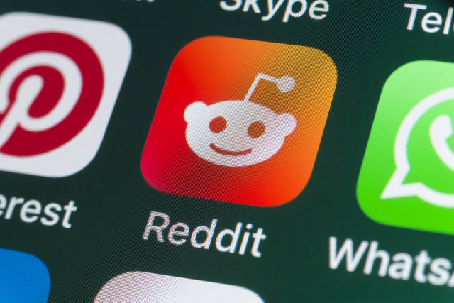Reddit app image