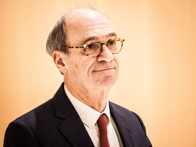 Éric Woerth à son arrivée au tribunal.