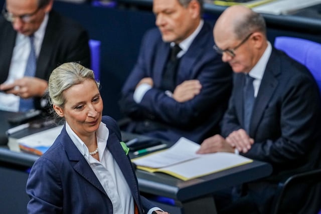 Deutschlandtrend: Derzeit scheint die AfD von Alice Weidel uneinholbar vor der SPD von Kanzler Olaf Scholz (rechts) zu liegen.