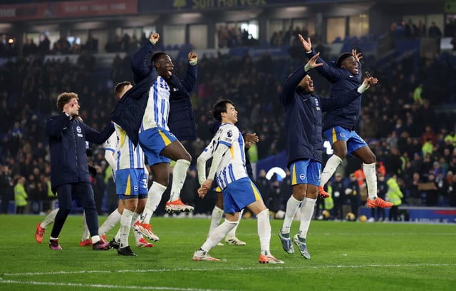 Soccer Football - Premier League - Brighton & Hove Albion v Chelsea - The American Express Community Stadium, Brighton, Britain - February 14, 2025 Brighton & Hove Albion's Yankuba Minteh, Kaoru Mitoma, Georginio Rutter and Carlos Baleba celebrate after the match Action Images via Reuters/Paul Childs