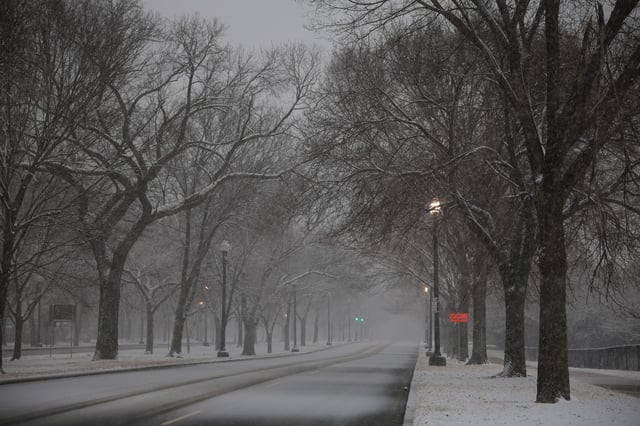 Snow falls on Independence Ave SW on February 11, 2025 in Washington, DC. A winter storm is expected to drop 3-6 inches of snow on the Washington metropolitan area.
