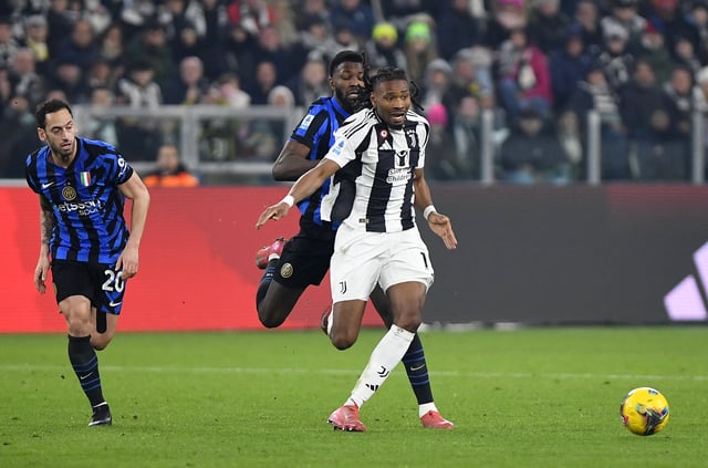 Soccer Football - Serie A - Juventus v Inter Milan - Allianz Stadium, Turin, Italy - February 16, 2025 Juventus' Khephren Thuram in action REUTERS/Massimo Pinca