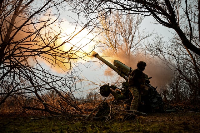 Ukrainian soldiers fire at the enemy in the Zaporizhzhia region