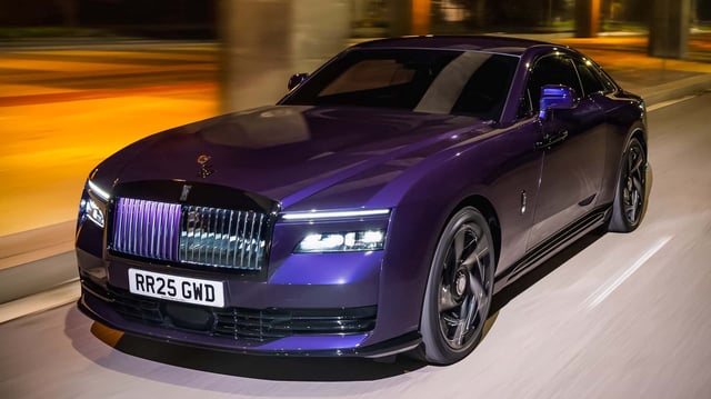 The Most Powerful Rolls-Royce Ever Is Electric And Has Launch Control:  Rolls-Royce Spectre, News