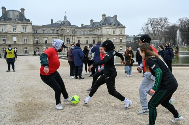 Several French sports federations have already prohibited religious clothing including in football and basketball