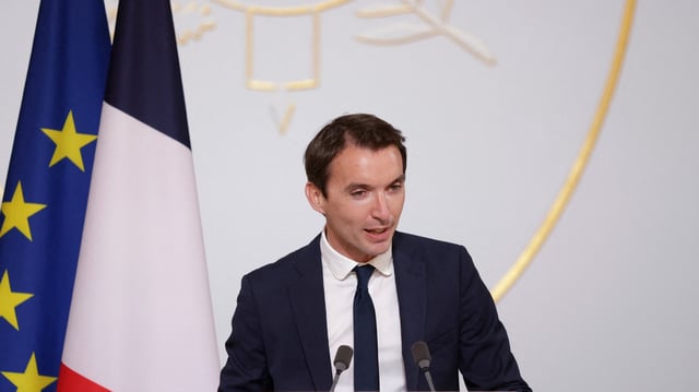 Hervieu-Léger, 47 ans, avait intégré la troupe de la Comédie-Française en 2005 et en était devenu sociétaire en 2018.