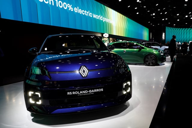 A Renault R5 Roland-Garros E-Tech 100% electric car is displayed on media day at the 2024 Paris Auto Show in Paris, France, October 14, 2024. REUTERS/Benoit Tessier/File Photo