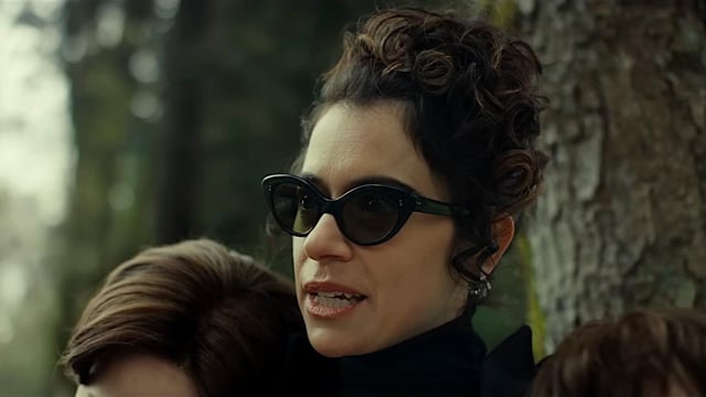 Tatiana Maslany as Lois in the Monkey wearing sunglasses