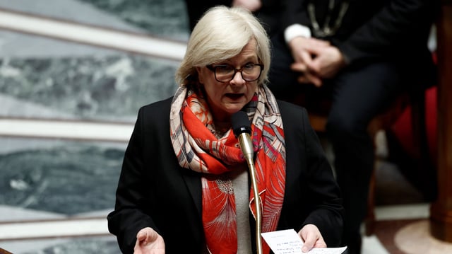 «Notre seul objectif est de trouver les moyens d’aller vers l’équilibre financier», affirme la ministre.