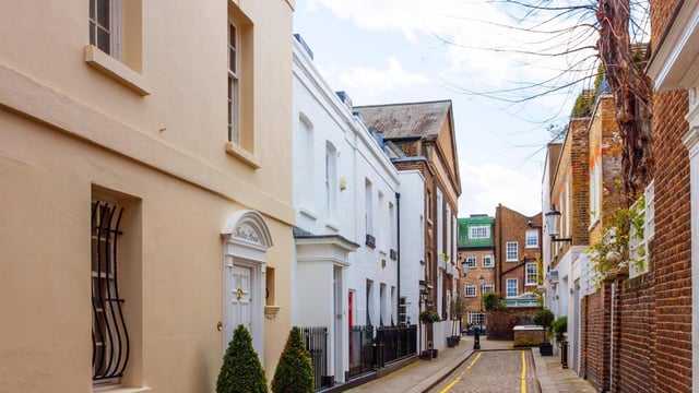 Justice Walk in Chelsea, the home of Maximillian Bourne is at the end of the street