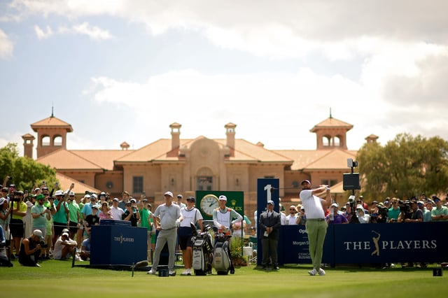 Scottie Scheffler of the United States plays his shot from the first tee during the final round of THE PLAYERS Championship at TPC Sawgrass on March 17, 2024 in Ponte Vedra Beach, Florida.
