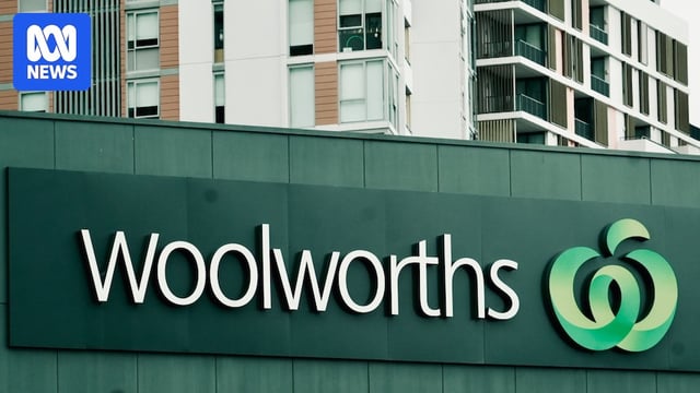 Woolworths store logo that says Woolworths and has its green 'w' logo next to it.